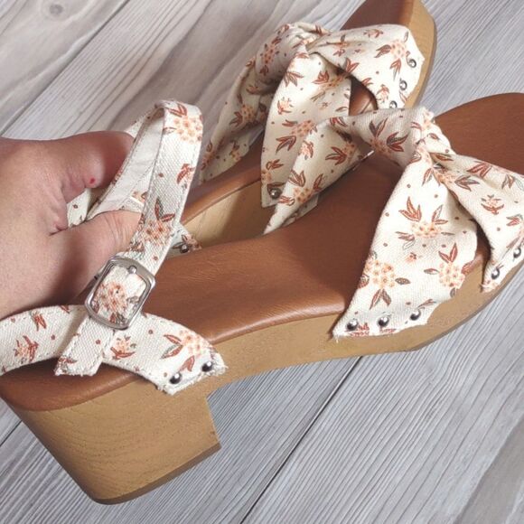 (43-2177) Women's Eleanor Heels - Universal Thread Cream 11 - Picture 8 of 11